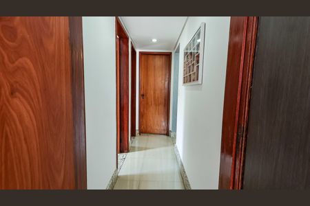 Apartamento à venda com 85m², 3 quartos e 1 vagaCorredor