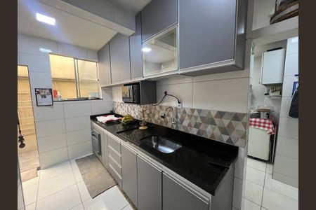 Apartamento à venda com 62m², 2 quartos e sem vagaCozinha