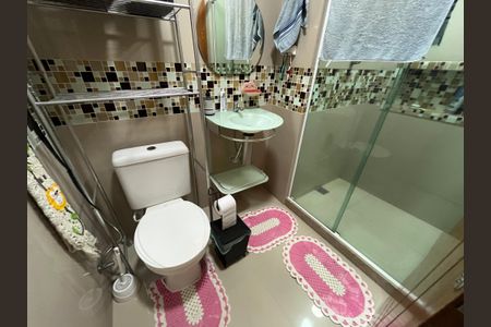 Banheiro de apartamento à venda com 2 quartos, 62m² em Tauá, Rio de Janeiro