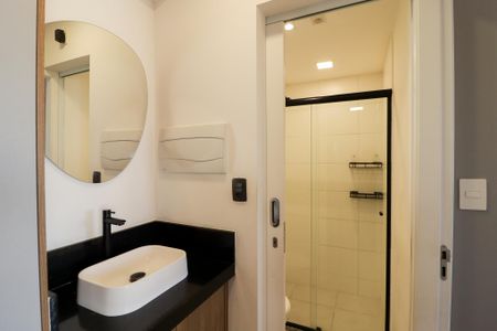 Apartamento para alugar com 39m², 2 quartos e 1 vaga Apartamento para alugar com 39m², 2 quartos e 1 vagaBanheiro