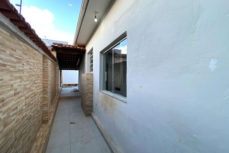 Casa para alugar com 280m², 3 quartos e 1 vaga Casa para alugar com 280m², 3 quartos e 1 vagaCorredor lateral