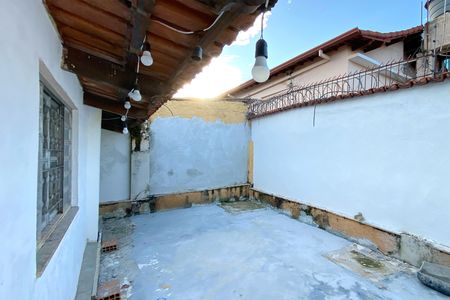 Casa para alugar com 280m², 3 quartos e 1 vaga Casa para alugar com 280m², 3 quartos e 1 vagaQuintal