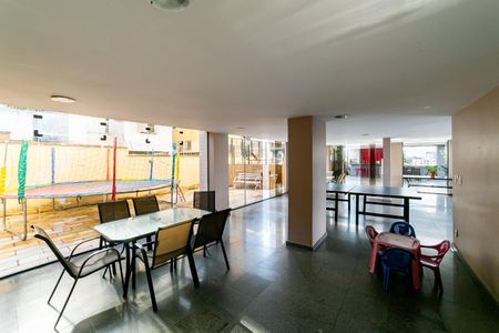 Apartamento para alugar com 110m², 2 quartos e 3 vagas Apartamento para alugar com 110m², 2 quartos e 3 vagasÁrea comum - Salão de festas
