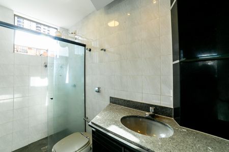 Apartamento para alugar com 110m², 2 quartos e 3 vagas Apartamento para alugar com 110m², 2 quartos e 3 vagasBanheiro da Suíte