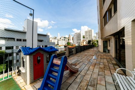 Apartamento para alugar com 110m², 2 quartos e 3 vagas Apartamento para alugar com 110m², 2 quartos e 3 vagasÁrea comum - Playground