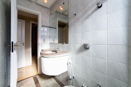 Apartamento para alugar com 110m², 2 quartos e 3 vagas Apartamento para alugar com 110m², 2 quartos e 3 vagasBanheiro Social