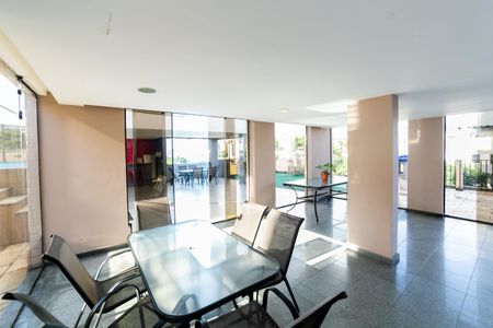 Apartamento para alugar com 110m², 2 quartos e 3 vagas Apartamento para alugar com 110m², 2 quartos e 3 vagasÁrea comum - Salão de festas