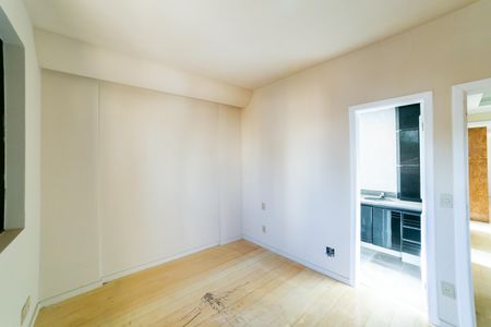 Apartamento para alugar com 110m², 2 quartos e 3 vagas Apartamento para alugar com 110m², 2 quartos e 3 vagasSuíte