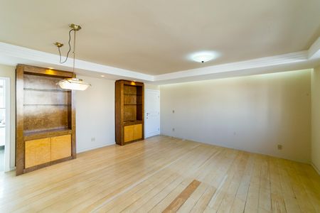 Apartamento para alugar com 110m², 2 quartos e 3 vagas Apartamento para alugar com 110m², 2 quartos e 3 vagasSala