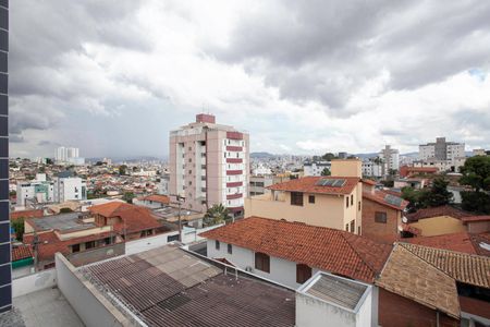 Apartamento à venda com 85m², 3 quartos e 2 vagas Apartamento à venda com 85m², 3 quartos e 2 vagasVista da suíte
