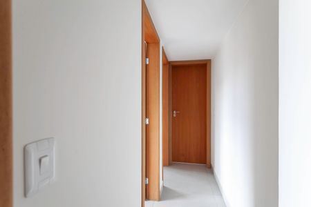Corredor de apartamento à venda com 3 quartos, 85m² em Padre Eustáquio, Belo Horizonte