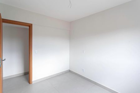 Apartamento à venda com 85m², 3 quartos e 2 vagas Apartamento à venda com 85m², 3 quartos e 2 vagasQuarto 2
