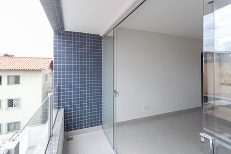 Varanda da sala de apartamento à venda com 3 quartos, 85m² em Padre Eustáquio, Belo Horizonte