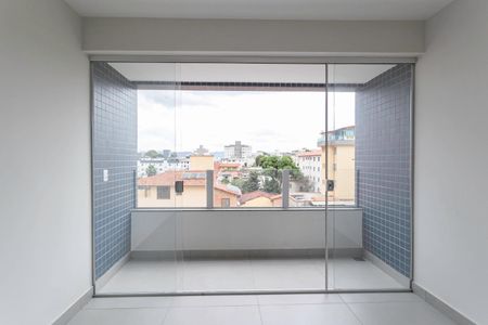 Varanda da sala de apartamento à venda com 3 quartos, 85m² em Padre Eustáquio, Belo Horizonte