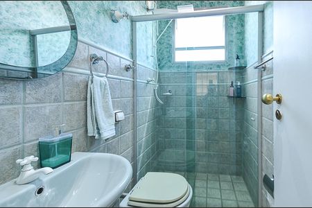 Apartamento à venda com 180m², 4 quartos e 2 vagas Apartamento à venda com 180m², 4 quartos e 2 vagasBanheiro Cobertura