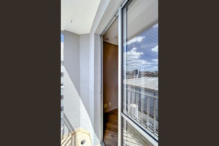 Apartamento à venda com 49m², 2 quartos e 1 vagaVaranda