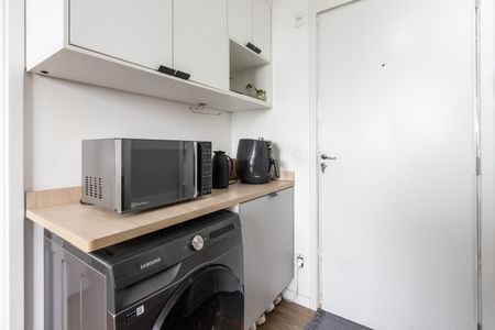 Apartamento à venda com 24m², 1 quarto e sem vaga Apartamento à venda com 24m², 1 quarto e sem vagaCozinha e Área de Serviço