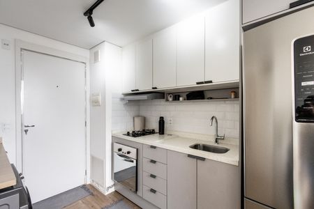 Apartamento à venda com 24m², 1 quarto e sem vaga Apartamento à venda com 24m², 1 quarto e sem vagaCozinha e Área de Serviço