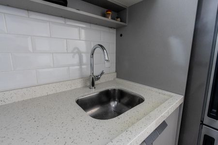 Apartamento à venda com 24m², 1 quarto e sem vaga Apartamento à venda com 24m², 1 quarto e sem vagaCozinha e Área de Serviço