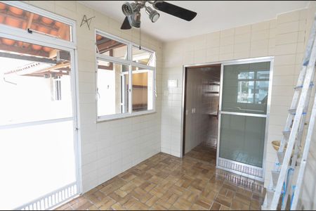 Apartamento à venda com 131m², 3 quartos e 1 vagaCopa