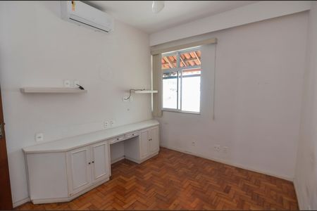 Apartamento à venda com 131m², 3 quartos e 1 vagaQuarto 2