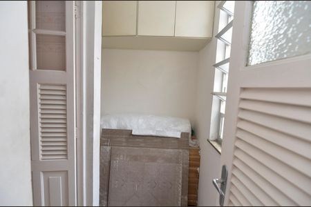 Apartamento à venda com 131m², 3 quartos e 1 vagaÁrea de Serviço