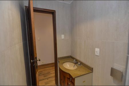 Apartamento à venda com 131m², 3 quartos e 1 vagaBanheiro Social