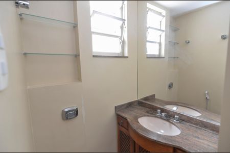 Apartamento à venda com 131m², 3 quartos e 1 vagaBanheiro da Suíte