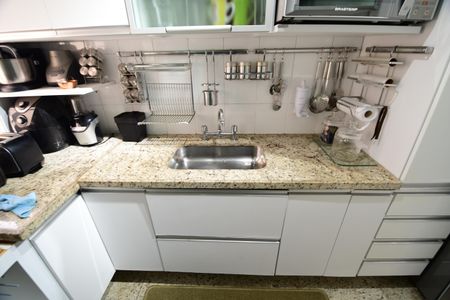 Apartamento à venda com 75m², 3 quartos e 2 vagasCozinha