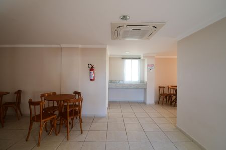 Apartamento à venda com 75m², 3 quartos e 2 vagasÁrea comum - Salão de festas