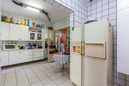 Casa à venda com 187m², 4 quartos e 3 vagas Casa à venda com 187m², 4 quartos e 3 vagasCozinha