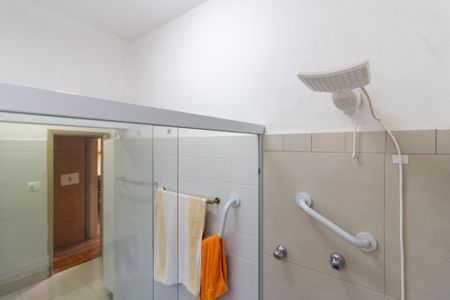 Casa à venda com 187m², 4 quartos e 3 vagas Casa à venda com 187m², 4 quartos e 3 vagasBanheiro