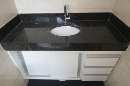 Apartamento à venda com 135m², 3 quartos e 2 vagasBanheiro da Suite