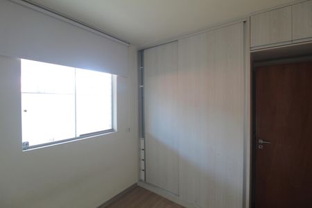 Apartamento à venda com 135m², 3 quartos e 2 vagasQuarto 2
