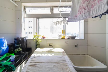 Apartamento à venda com 72m², 2 quartos e 1 vagaÁrea de Serviço