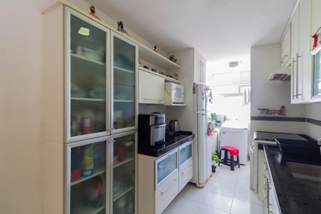 Apartamento à venda com 72m², 2 quartos e 1 vagaCozinha