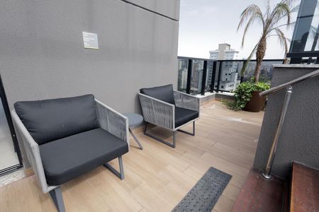 Apartamento para alugar com 58m², 2 quartos e 2 vagasÁrea comum - Piscina