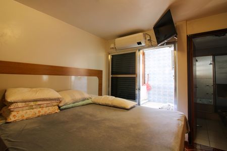 Casa à venda com 359m², 4 quartos e 2 vagasQuarto 4 Suíte