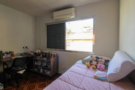 Casa à venda com 359m², 4 quartos e 2 vagasQuarto 2