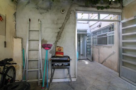 Casa à venda com 359m², 4 quartos e 2 vagasQuintal