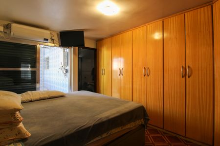 Casa à venda com 359m², 4 quartos e 2 vagasQuarto 4 Suíte