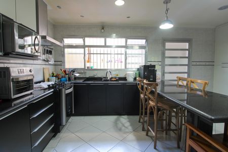 Casa à venda com 359m², 4 quartos e 2 vagasCozinha