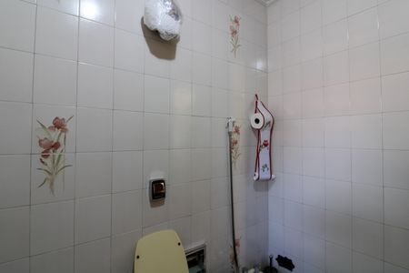 Casa à venda com 359m², 4 quartos e 2 vagasBanheiro Social