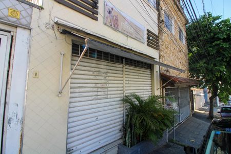Casa à venda com 359m², 4 quartos e 2 vagasSalão Lateral