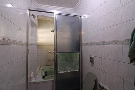 Casa à venda com 359m², 4 quartos e 2 vagasBanheiro Quarto 4 Suíte