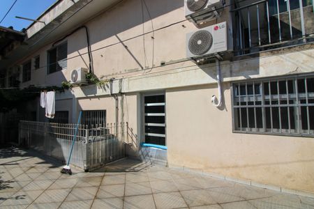 Casa à venda com 359m², 4 quartos e 2 vagasQuintal