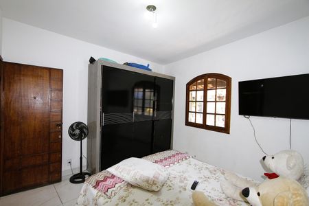 Casa à venda com 350m², 4 quartos e 4 vagasQuarto 2