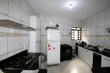 Casa à venda com 350m², 4 quartos e 4 vagasCozinha 2
