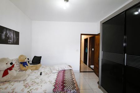 Casa à venda com 350m², 4 quartos e 4 vagasQuarto 2