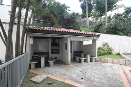 Apartamento à venda com 65m², 3 quartos e 1 vaga Apartamento à venda com 65m², 3 quartos e 1 vagaÁrea comum - Churrasqueira